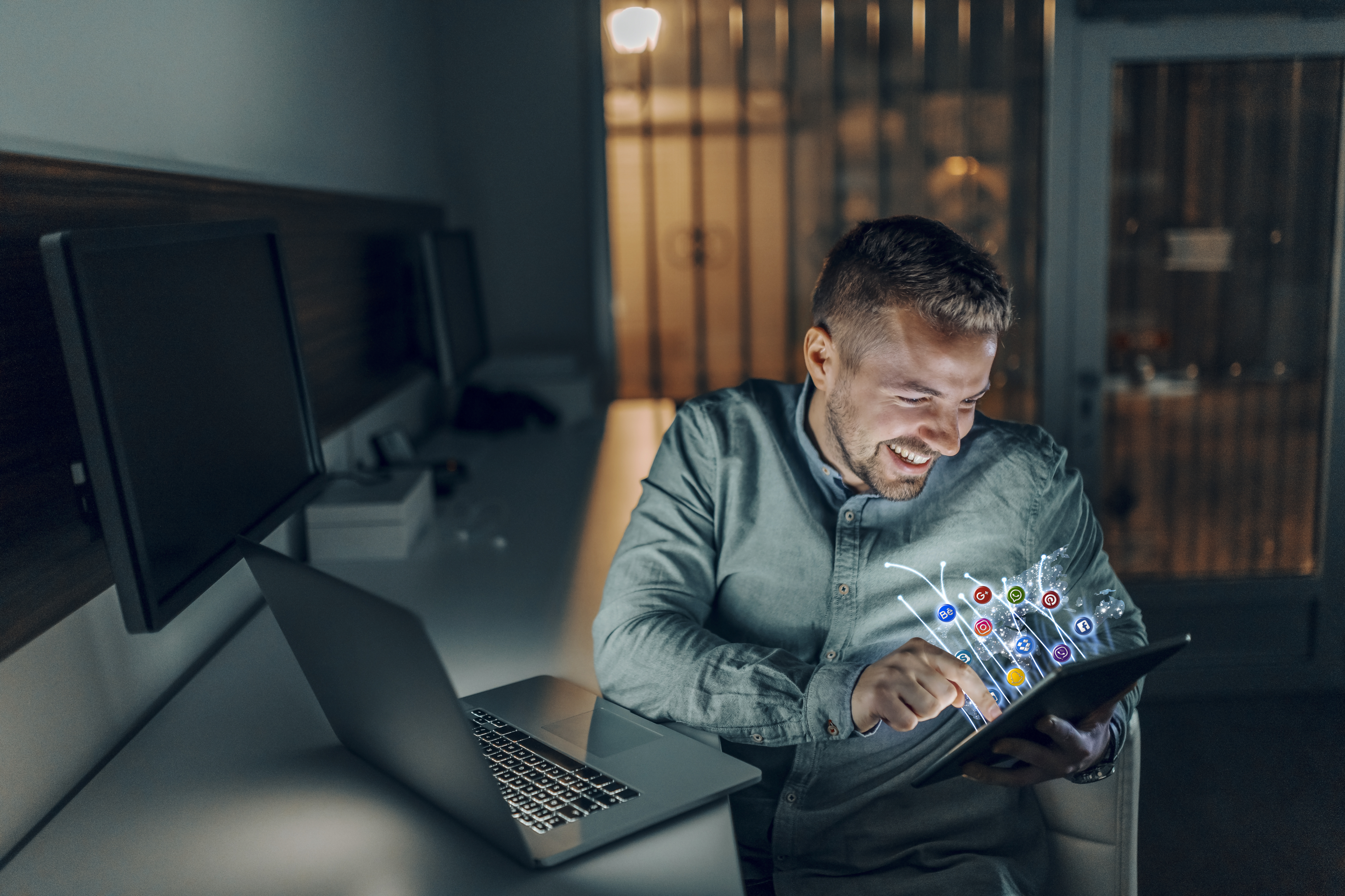 Muito além de uma tendência, a presença digital pode trazer muitos benefícios para o seu negócio. Saiba por que você precisa ter uma